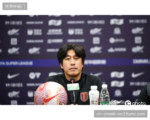 辽宁铁人通过换帅扭转颓势，新帅徐正源激活了前锋姆本扎的得分能力。